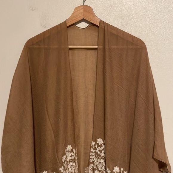 Girl Intuitive Floral Embroidered Stitched Kimono Boho Brown White One‎ Size - Picture 4 of 6
